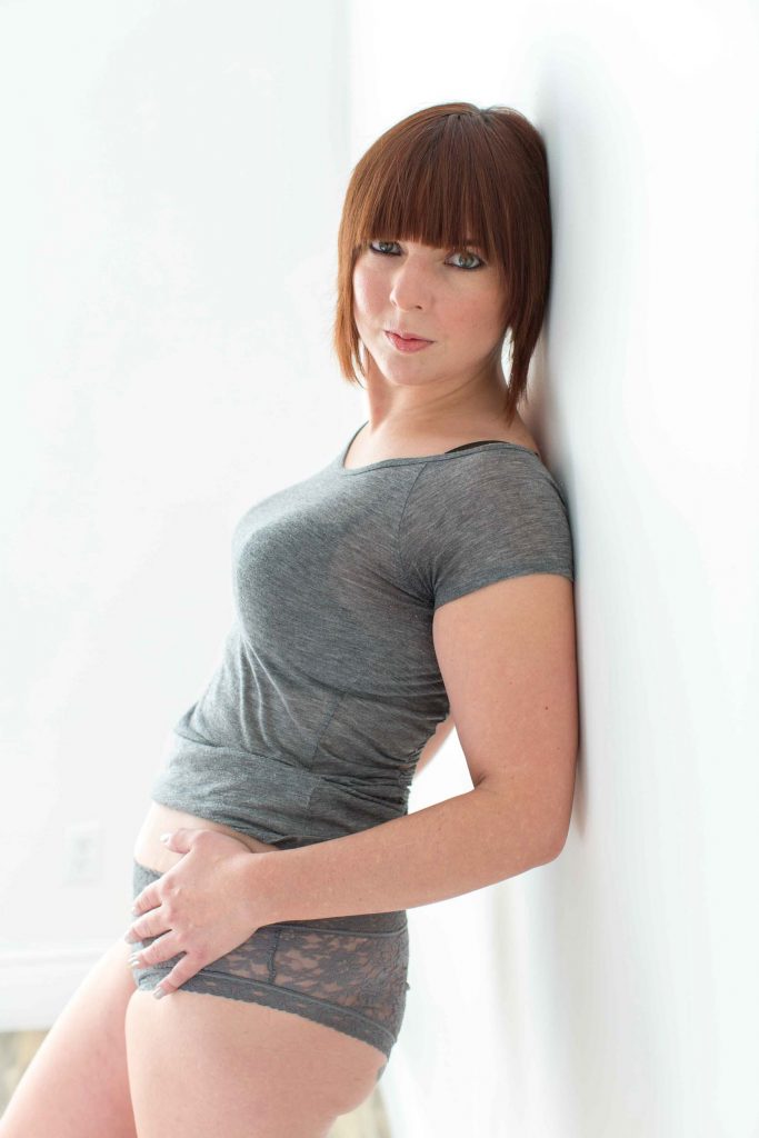 boudoir photo sherbrooke divan sofa woman femme séance photo