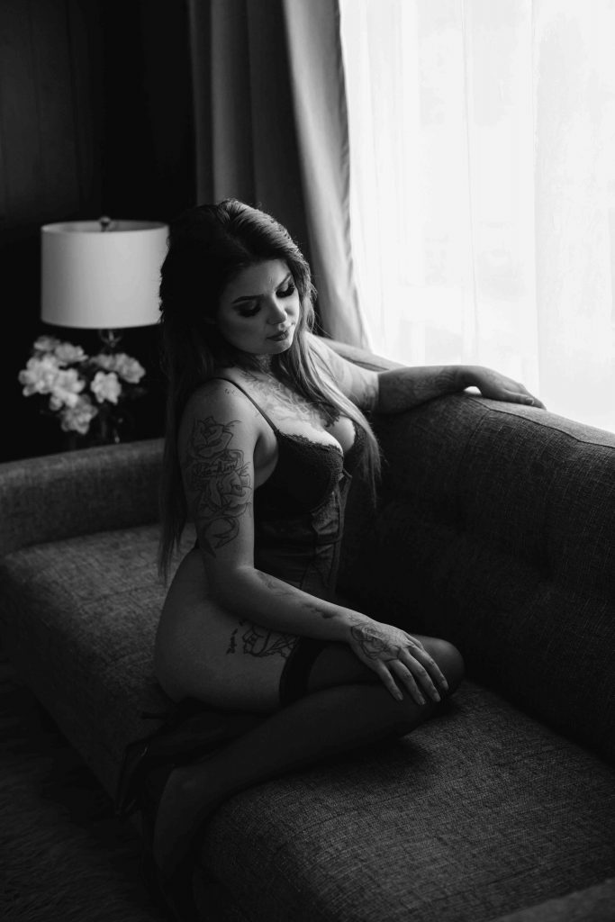 boudoir photo sherbrooke divan sofa woman femme séance photo